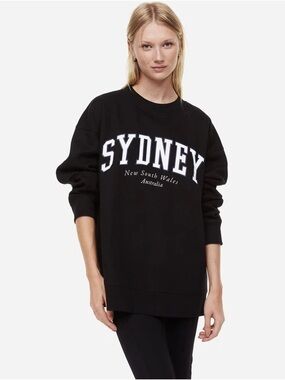 Black Graphic Print Crewneck Sweatshirt Sydney Australia Oversized XS